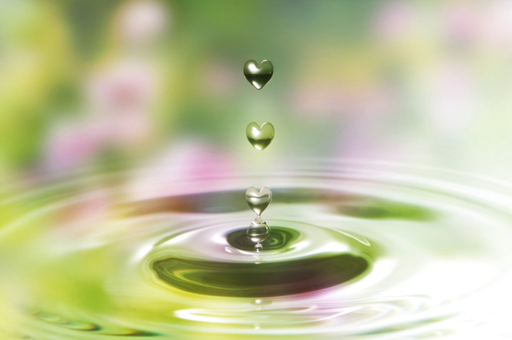 Wassertropfen in Herzform – Angebote von Andrea Schmucker